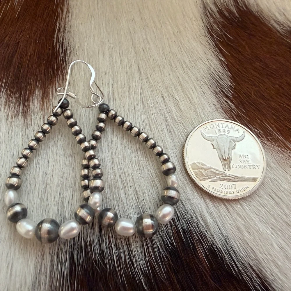 ❤️ 3mm-6mm Sterling Navajo Desert Pearls & Fresh Water Pearl Lt Weight Earrings